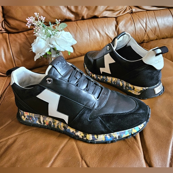 Men's Fendi Black White Leather Timeless Sneakers Size 9 US or 7 UK - Picture 2 of 16